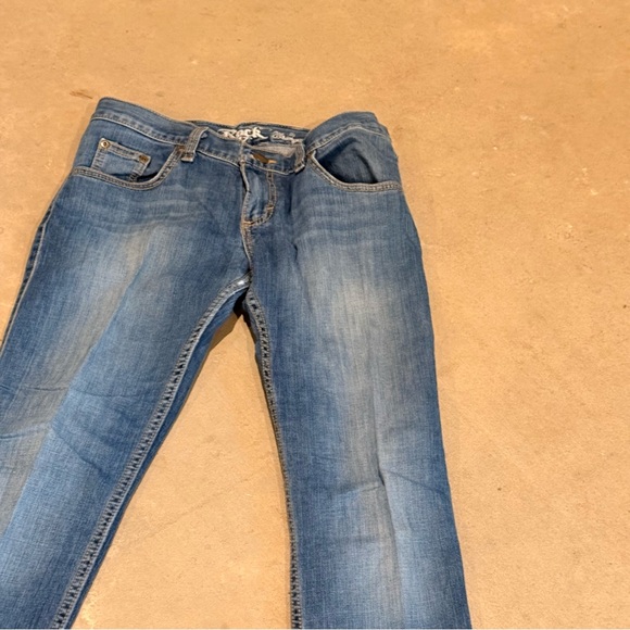 Wrangler Women's Denim Straight Leg Jeans - Picture 2 of 13